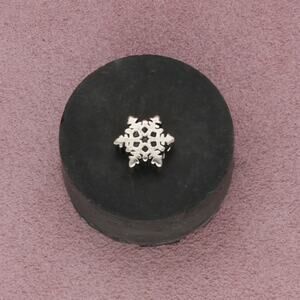 chamilia sterling silver winter snowflake bead charm pendant